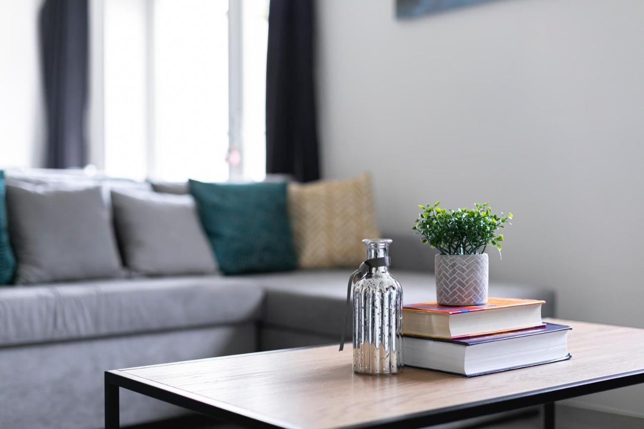 Skyvillion - London Enfield Chase Apartments With Parking & Wifi Buitenkant foto
